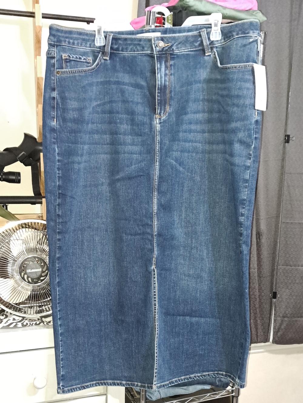 Liz Claiborne Dark Blue Straight Leg Denim Skirt